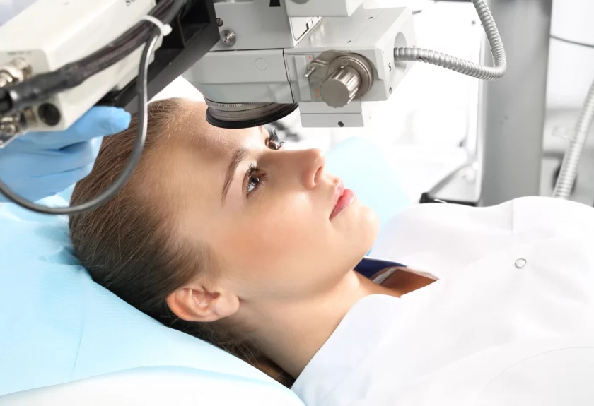 Correction et traitement de la myopie par le centre de chirurgie réfractive 20 dixieme